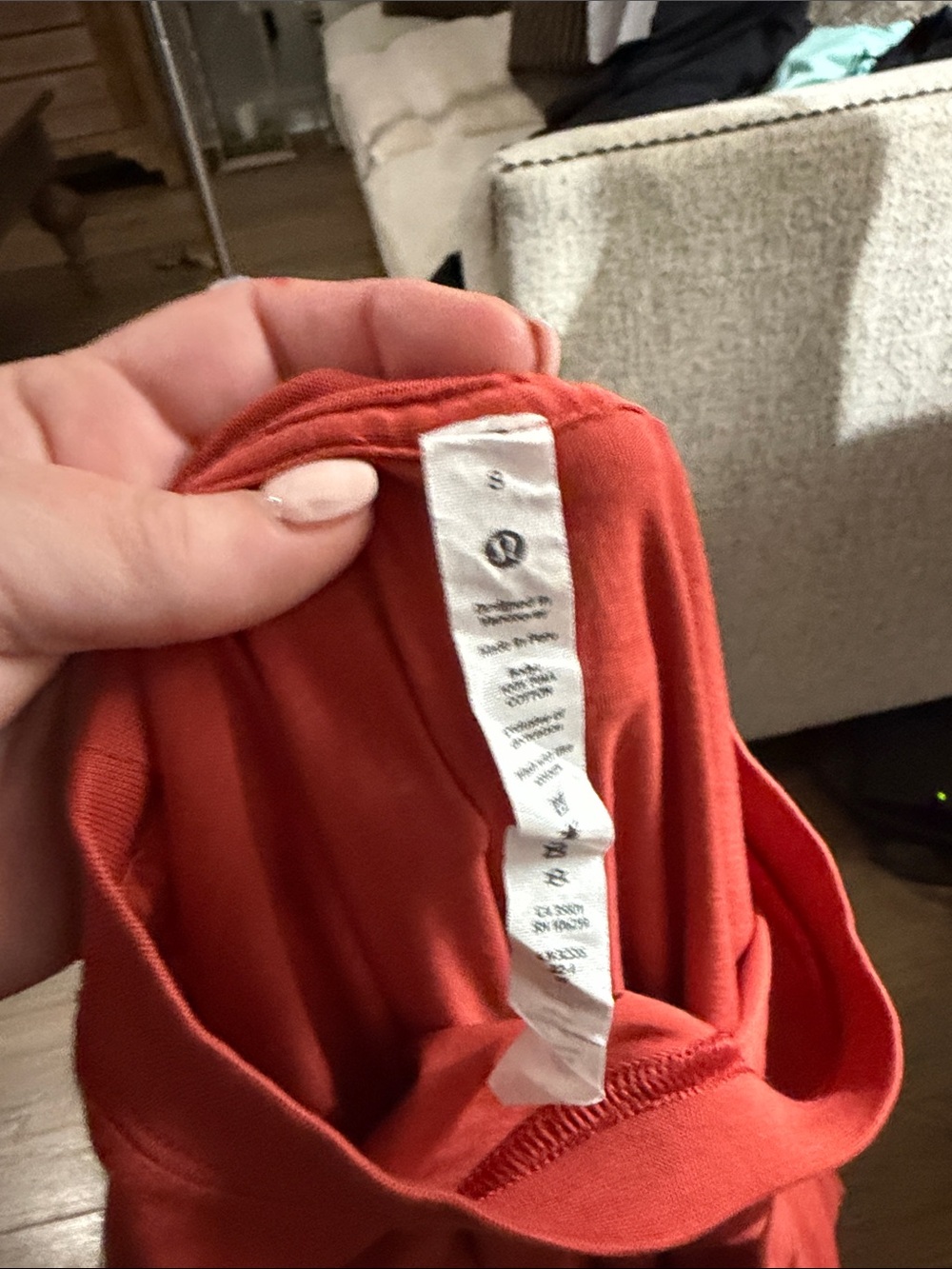 lululemon athletica Short Sleeve Tee in orange color size 8 - Picture 3 of 4
